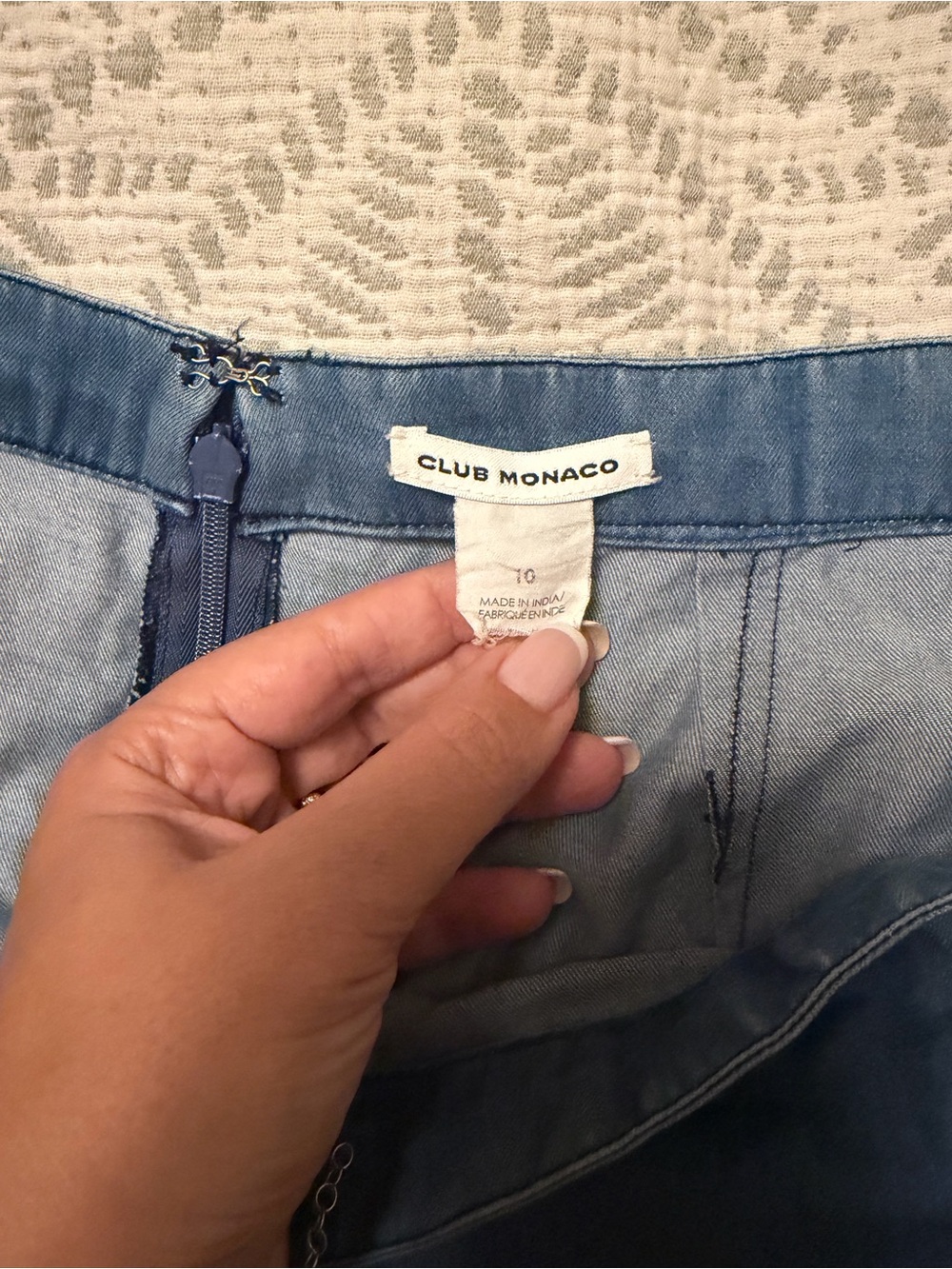 Club Monaco Floral Embroidered Chambray Skirt – Size 10 - Picture 7 of 10